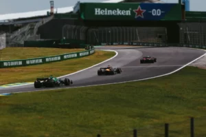 Antonelli vs Hamilton in Formula 1: How Mercedes Rivalry Turns Pressure Into Strategy