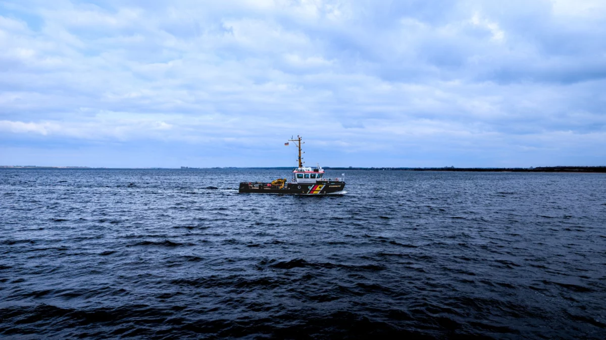 U.S. sinks second “floating refueling station” used by alleged drug traffickers