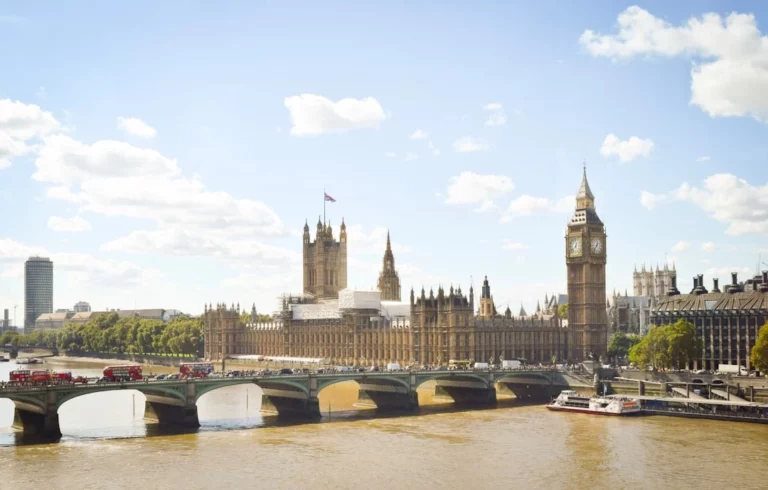 UK GDP Growth in July: What the Surprise 0.4% Rise Means Before the Budget
