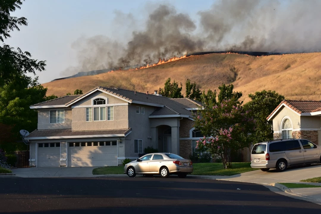 Why Wildfire Deaths Stay Low: Fire Weather Adaptation Explained