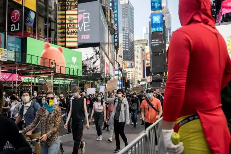 Why the Charlie Kirk Statue Unveiling Became a Times Square Flashpoint