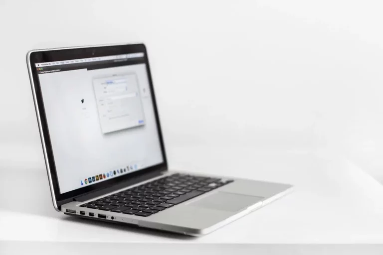 WordPress.com vs Squarespace: Which Website Builder Fits Your Needs?
