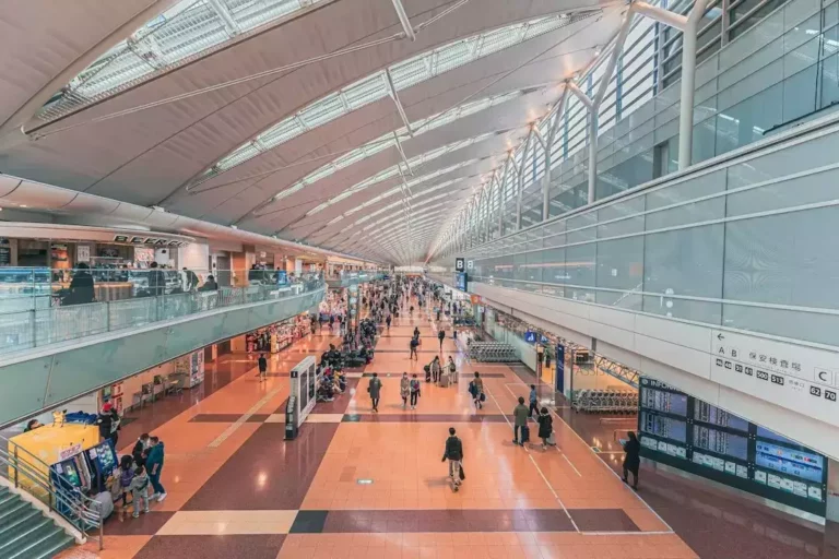 Airport Strike Flight Cancellations: Why One Ground-Handling Walkout Can Disrupt Major Airlines