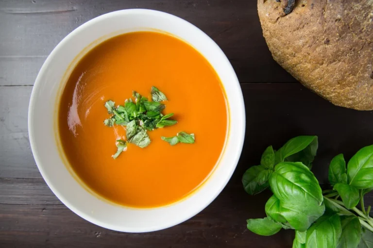 Marcella Hazan’s 15-Minute Tomato Soup: Why Five Ingredients Work