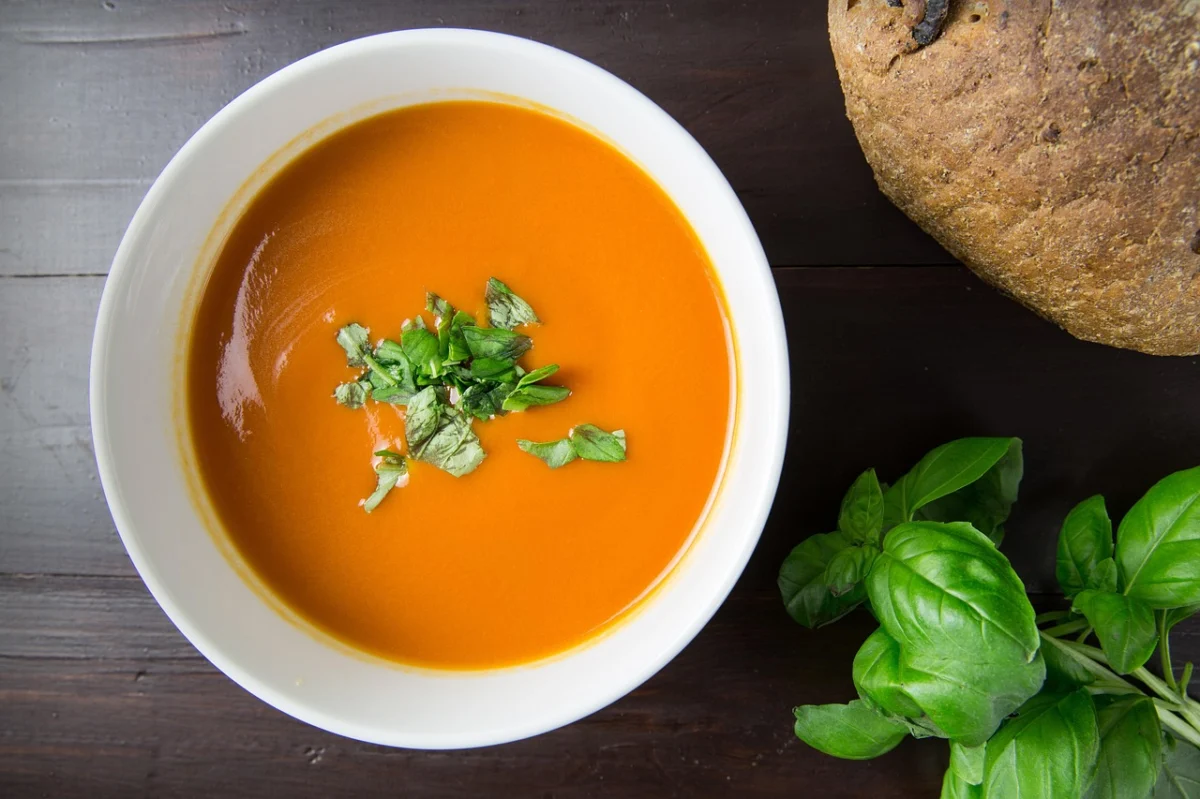 Marcella Hazan's 15-Minute Tomato Soup: Why Five Ingredients Work