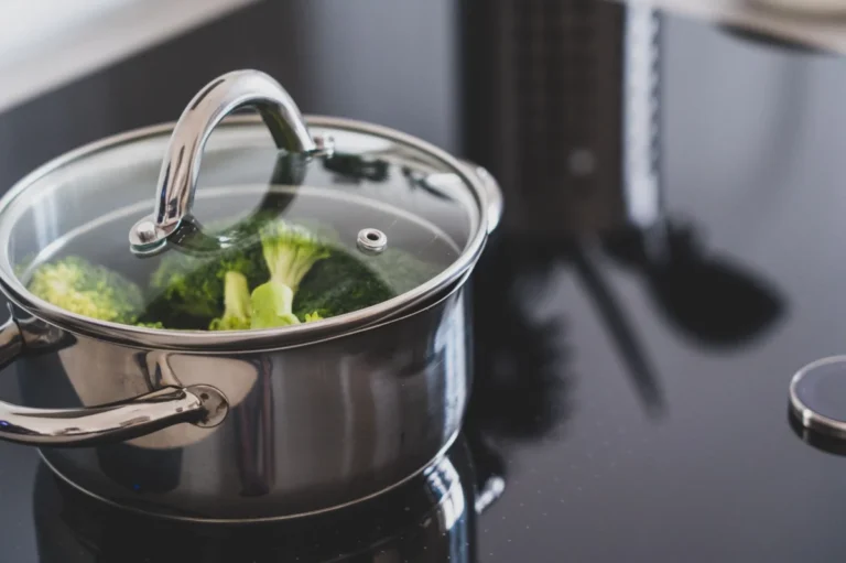 The Slow Cooker Mistake That Can Ruin Dinner