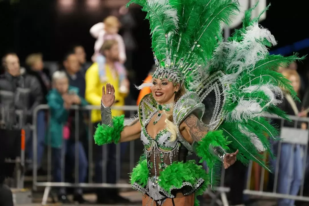 What World Darts Championship Tickets and Hotel Packages Really Buy at Ally Pally